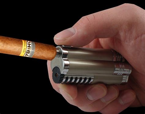 Gentleman's Triple Torch Cigar Lighter With Retractable Hole Punch – Bewild