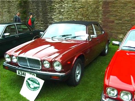 IMCDb.org: 1983 Jaguar XJ6 Convertible [Series III] in "The Best of ...