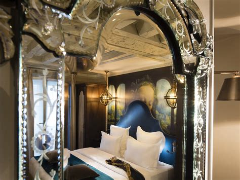 The Best Romantic Hotels in Paris | Best Places to Stay in Paris