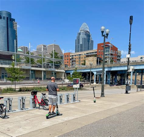 Exploring The Cincinnati Riverfront: Three Great Parks Along The River