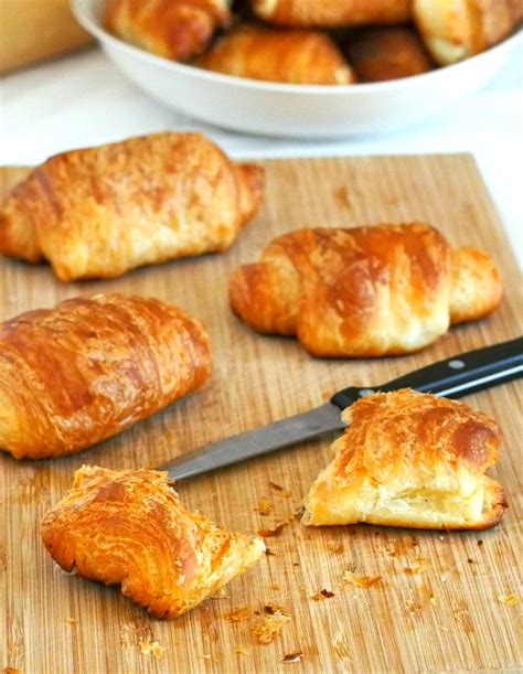 Cream Cheese Croissants | Woman Scribbles