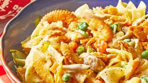 Pioneer Woman Chicken Noodle Casserole - Delish Sides