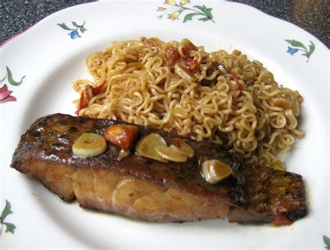 Food Lust People Love: Pan-fried Asian Fish with Noodles