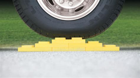 Amazon.com: Camco 44505 Leveling Blocks - 10 pack: Automotive