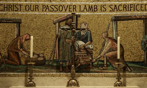 Christ Our Passover Lamb is Sacrificed | Dominicana