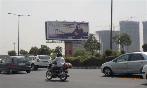 Hoardings in At Mahamaya Flyover Noida NPA 53.html, Hoardings At ...