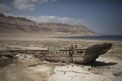 Declining water levels in the Dead Sea - The Boston Globe