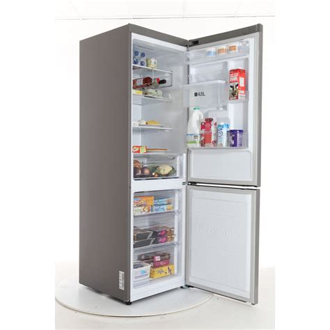 Buy Samsung RB31FDRNDSA Frost Free Fridge Freezer - Metal Graphite | Marks Electrical