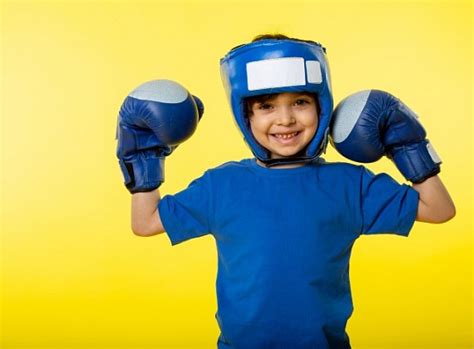 Бокс для детей в Москве: занятия в секции бокса для детей с 6-14 лет в фитнес клубе Премьер ...
