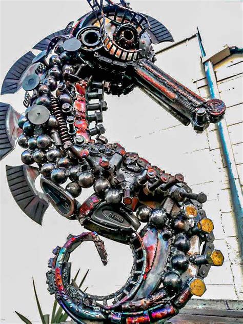 A renewed cultural storm of metal art sculpture using 100% recycled materials