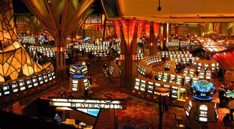 Mohegan Sun Casino Hotel - Casino Games Media