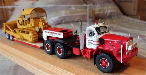 Pin on 1/25 scale trucks | Model truck kits, Model cars kits, Mack trucks