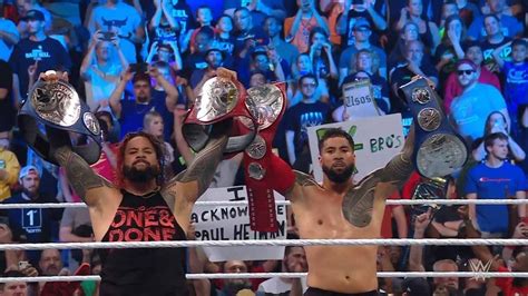 WWE Hall of Famer reacts to The Usos' latest historic achievement