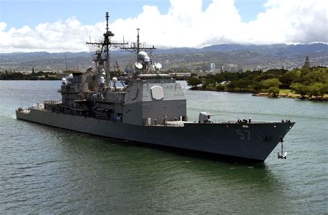 Guided missile cruiser USS Lake Champlain (CG 57). | Uss lake champlain, Navy marine ...