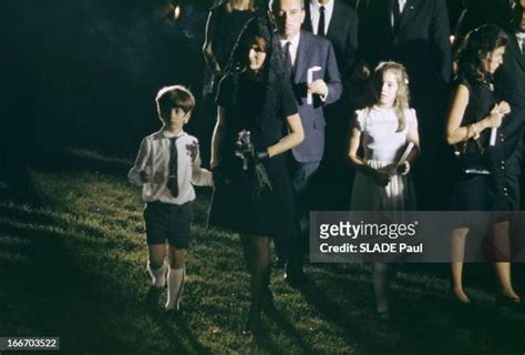 Robert Kennedy Funeral 1968 Photos and Premium High Res Pictures ...