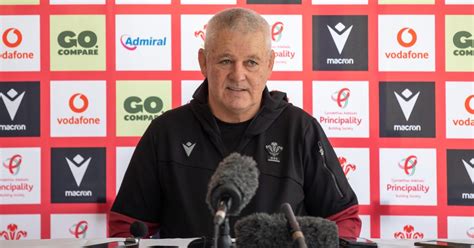 Warren Gatland clarifies misconstrued comments about Wales