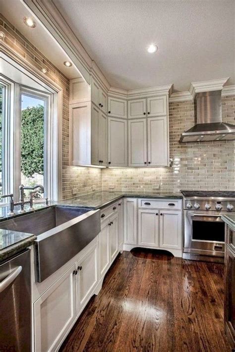 5 Beautiful Kitchen Floor Ideas With White Cabinets Pictures - Dream House