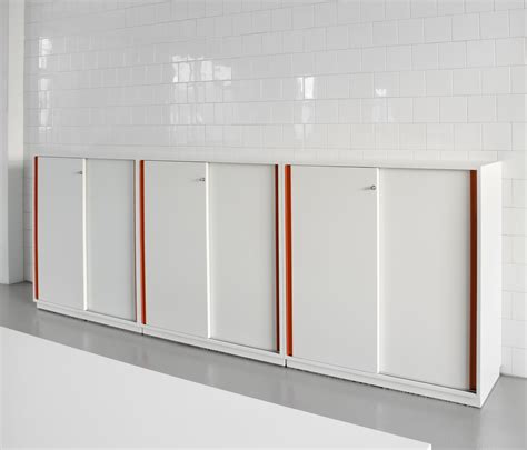 DO4500 Sliding door cabinet system | Architonic