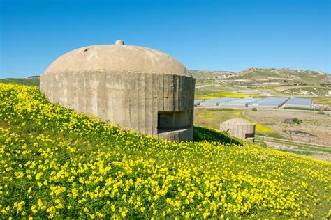 Bunkers & Bomb Shelters for Sale - SurvivalRealty.com