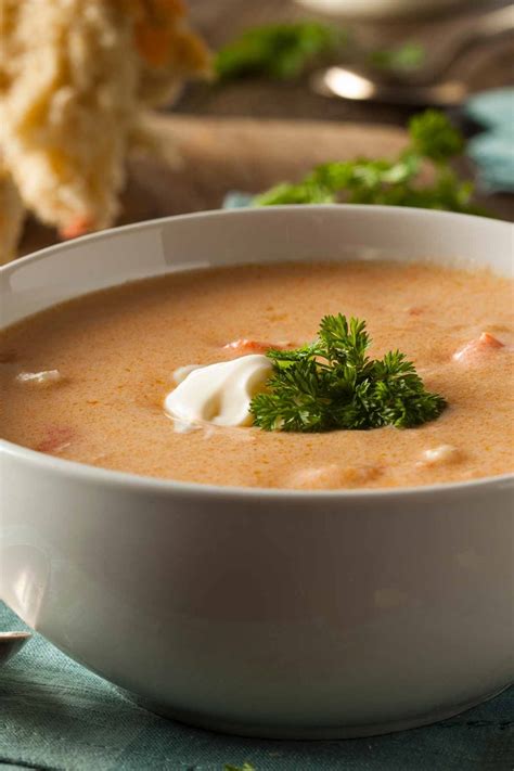 Easy Cajun Crawfish Bisque Recipe - IzzyCooking