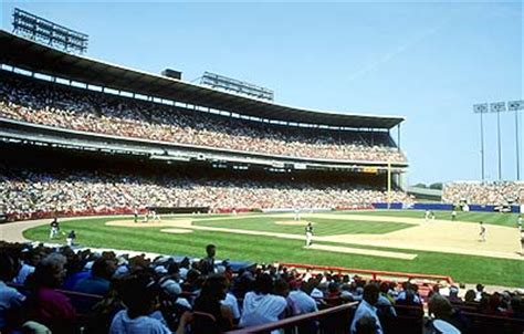 County Stadium - History, Photos and more of the Milwaukee Brewers ...