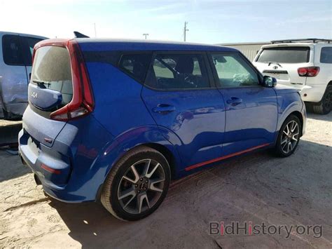 Report KNDJ63AU1N7822892 KIA SOUL 2022 BLUE GAS - price and damage history