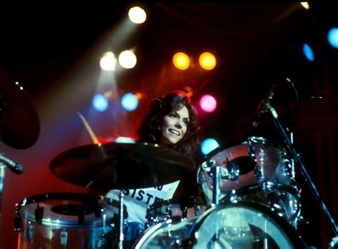 Amazing Photographs of Karen Carpenter Playing Drums and Singing ~ Vintage Everyday