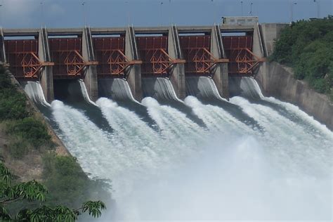 ECG incurred a loss of GH¢2.4 million during Akosombo dam spillage | GhHeadlines Total News ...