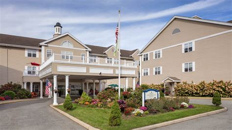 Atria Crossroads Place | Assisted Living & Memory Care | Waterford, CT ...