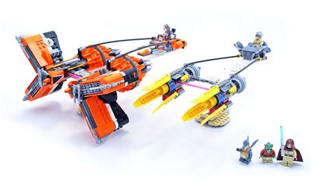 Anakin's & Sebulba's Podracers - LEGO set #7962-1 (Building Sets > Star ...