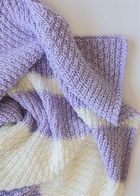 Easy Knit Baby Blanket Pattern | Knitted baby blankets, Blanket ...