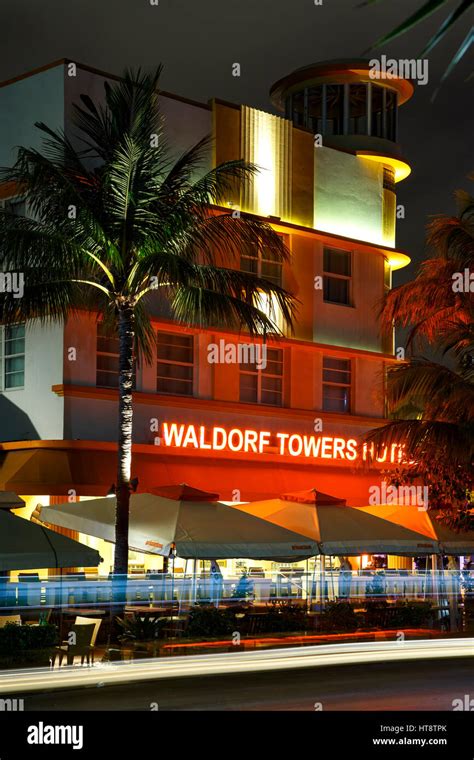 Waldorf Towers Hotel and light streaks, South Beach, Miami Beach ...