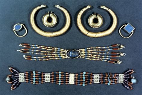 These jewelry pieces from ancient Egypt prove that the civilization was ...