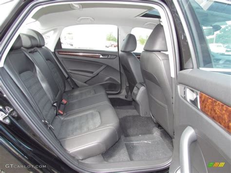 2012 Volkswagen Passat TDI SEL Interior Color Photos | GTCarLot.com