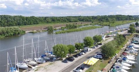 Ashtabula Yacht Club receives $74,000 grant to update docks | News | starbeacon.com