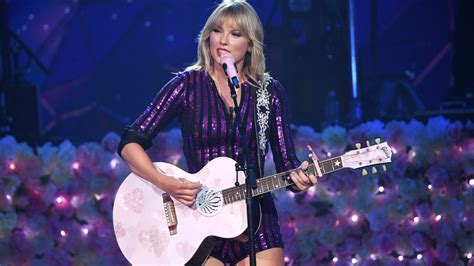 Taylor Swift’s New Song ‘The Archer’ Is Making People Emotional | Glamour