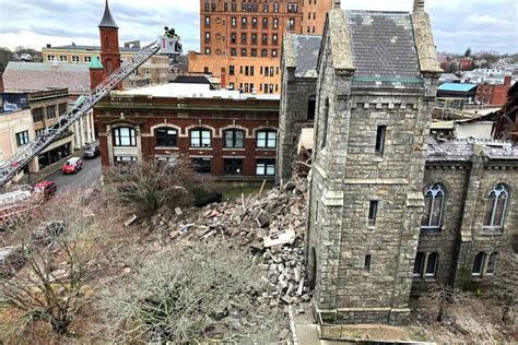 Historic church collapses in downtown New London, CT | New England News ...