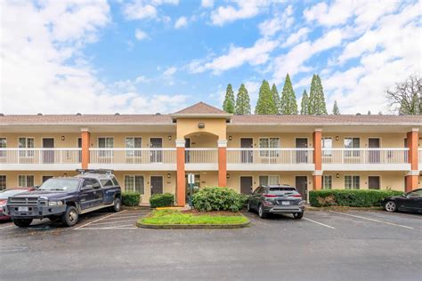 Furnished Studio - Portland - Tigard Apartments - Tigard, OR 97223