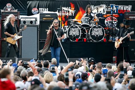 Lynyrd Skynyrd Expand Farewell Tour, Including Country Guests