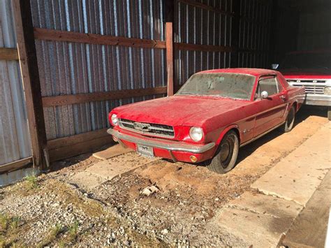 Barn Find: 1965 Ford Mustang - DailyTurismo