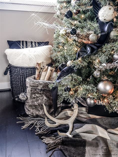 Rustic Modern Christmas Tree - Taryn Whiteaker Designs