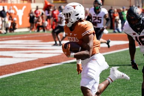 Way-Too-Early 2023 NFL Mock Draft: Texas Longhorns Running Back Bijan ...