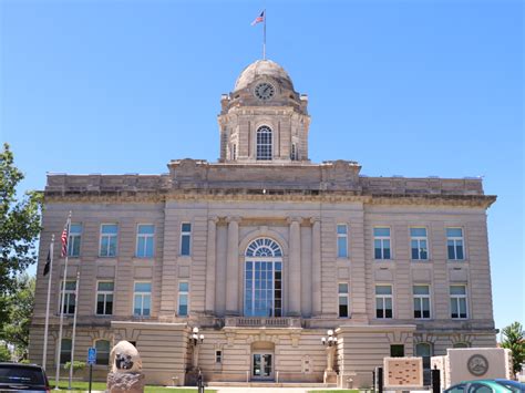 Jasper County Courthouse - Newton, Iowa | Travel Iowa | #ThisIsIowa