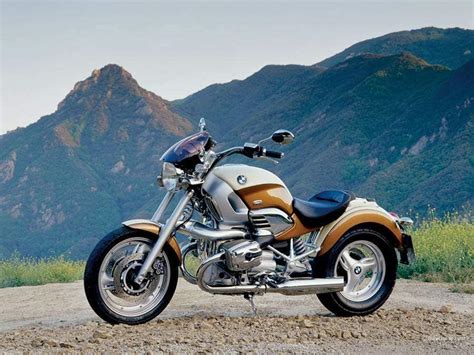 BMW R 1200 C Buyers Guide — The First BMW Cruiser