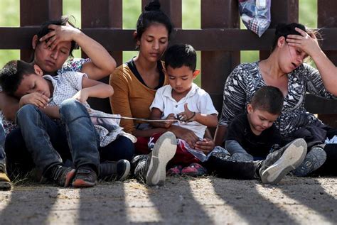 Migrants at U.S.-Mexico border face mumps, illnesses | The Texas Tribune