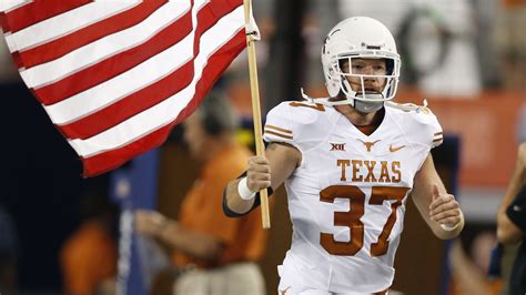 Texas DS and former Green Beret Nate Boyer signs with the Seattle Seahawks - Burnt Orange Nation