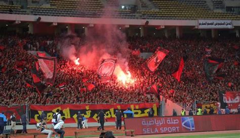 Al Ahly Fans : Al Ahly fans in a magnificent scene in Cairo - a true ...