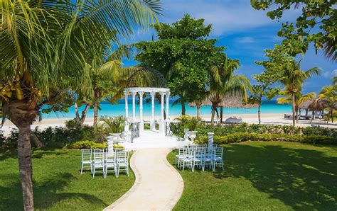 7 One-of-a-kind Wedding Venues In Jamaica | BEACHES