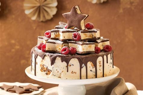 Honeycomb ice-cream cake with shortbread stars