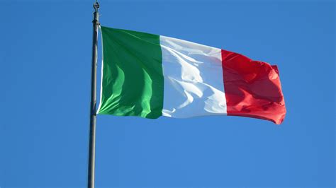 صور علم ايطاليا رمزيات وخلفيات Italy Flag - مجلة ميكساتك